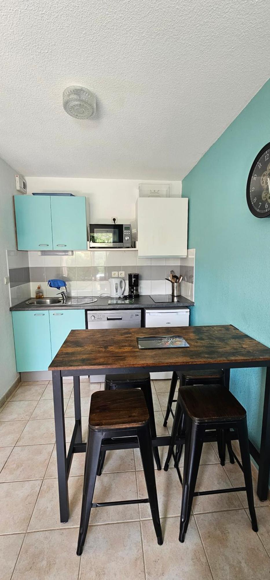Maison Climatisee Avec Piscine Chauffee Calvisson Zewnętrze zdjęcie